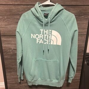 Women’s North Face hoodie